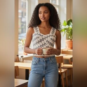 New! Embroidery Pattern Zip Back Cami Top